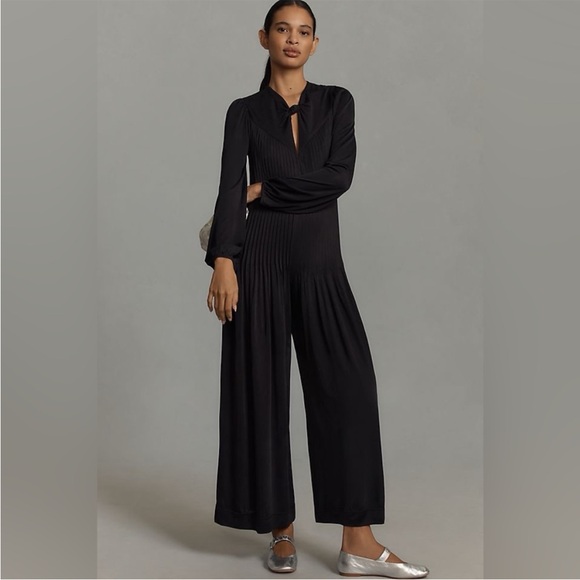 FARM Rio Black Long Sleeve Knot Jumpsuit - Picture 2 of 9